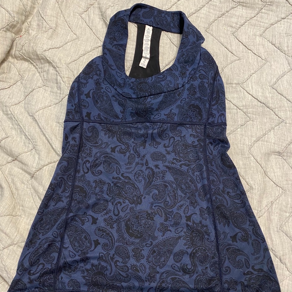Lululemon 🍋 Black & Navy Top